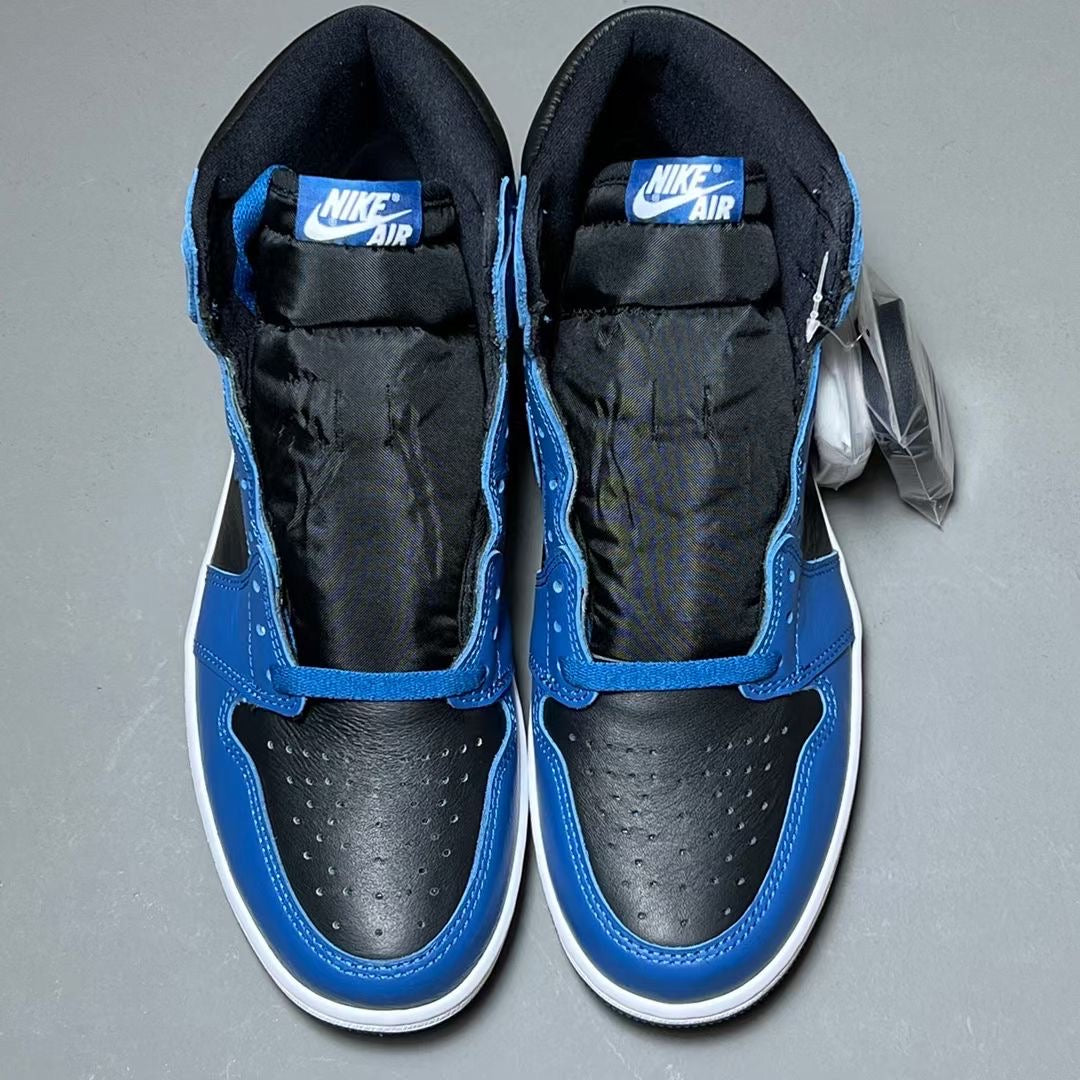Air Jordan 1 High OG “Dark Marina Blue”