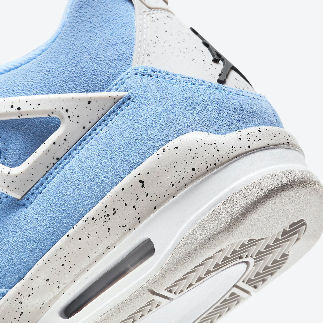 Jordan 4 Retro University Blue