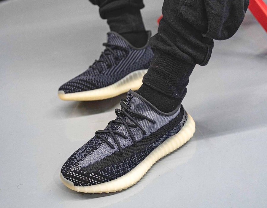 Yeezy Boost 350 V2 'Carbon'