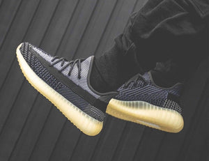 Yeezy Boost 350 V2 'Carbon'
